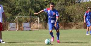 Série B: Ex-Vasco, Vila Nova-GO acerta o retorno de lateral-direito