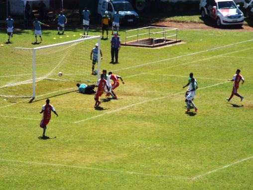 Lance do gol de Cabelo para o XV de Jaú (Foto: Tiago Pavini/Assessoria de Comunicação XV de Jaú) 