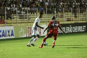 CRB x Oeste - Galo vai acabar com má fa contra tiki-taka do Rubrão?