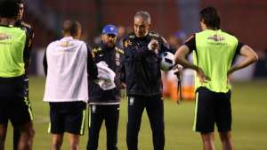 Na seleção, Giuliano vê Tite como fundamental para a sua evolução