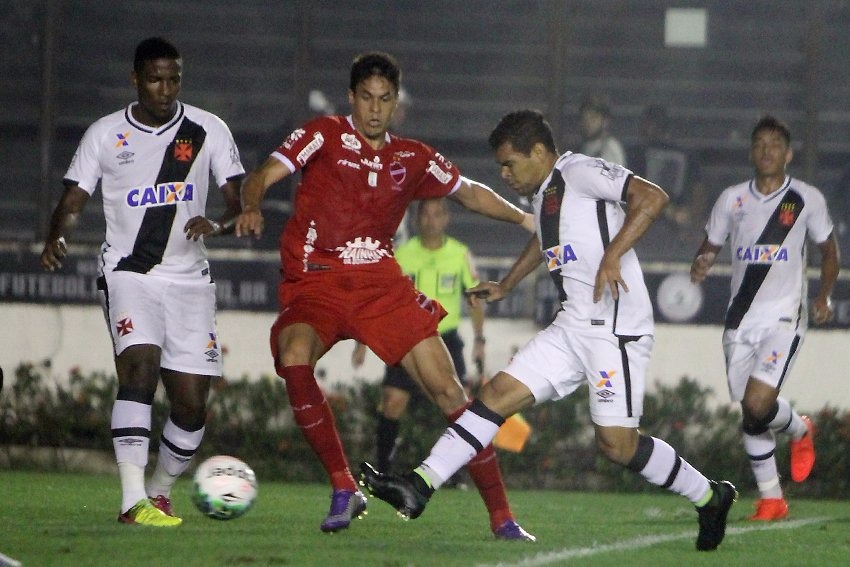 Mesmo jogando em São Januário, o Vila Nova conseguiu vencer o Vasco (Foto: Paulo Fernandes - Vasco)