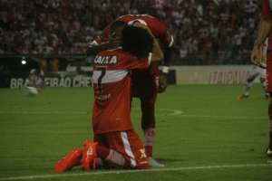 Série B: Mazola Júnior dedica vitória contra o Ceará à torcida do CRB