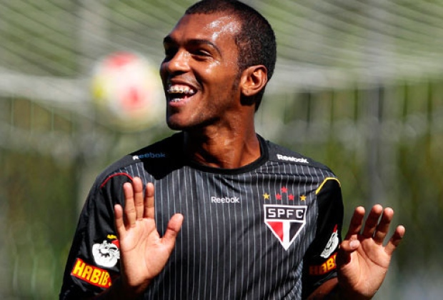 De casa nova! Richarlyson fecha com clube indiano e será treinado por Zico