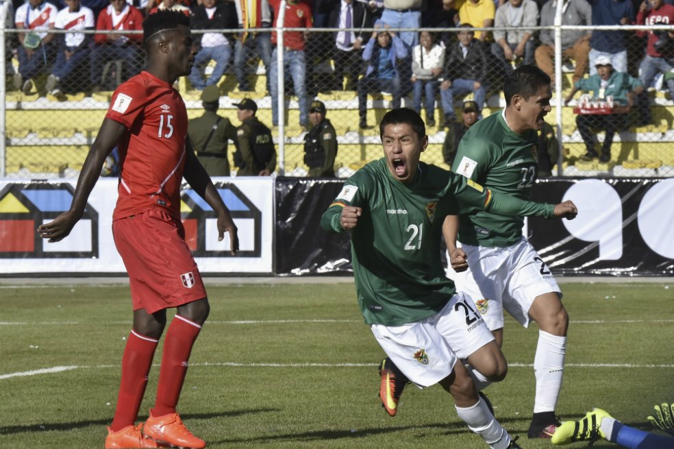 Bolívia passa pelo Peru com tranquilidade