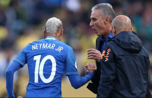 Neymar sem papagaiadas e Tite parece bem à vontade na Seleção