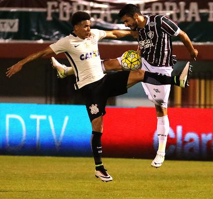 Corinthians conseguiu o empate com Fluminense em Mesquita