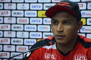 Série B: Atlético-GO perde dupla, mas Marcelo Cabo já ensaia as mudanças