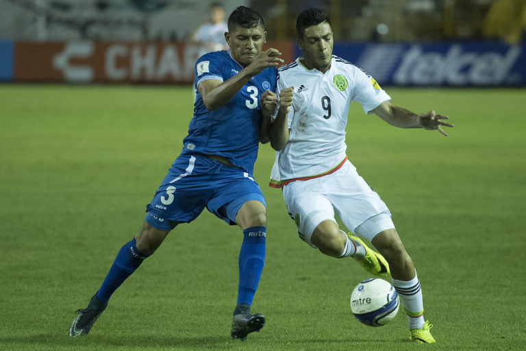 ELIMINATÓRIAS DA CONCACAF: Garantido na fase final, México vence e elimina El Salvador