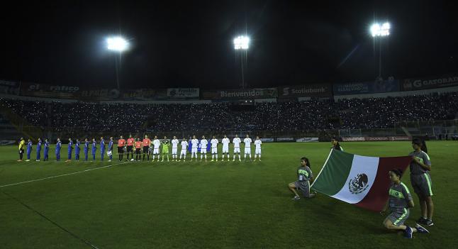 Garantido na fase final, México vence e elimina El Salvador