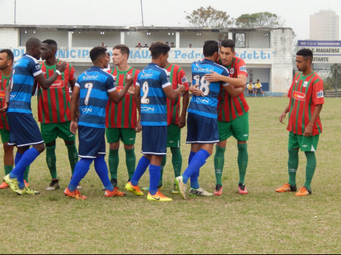 A Portuguesa Santista levou a melhor sobre a Mauaense (Foto: Diel Rodrigues)