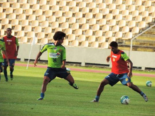 Rayllan comemora vitória do Sampaio e espera sequência positiva na Série B