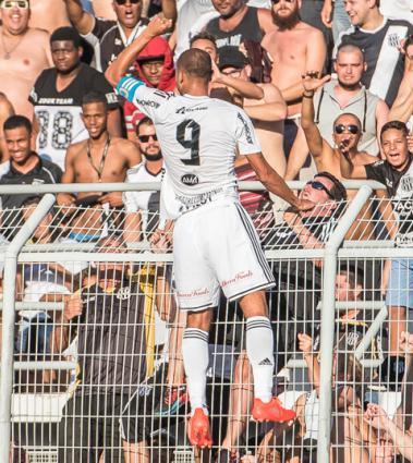 Ponte Preta, de Roger, está na sétima posição há duas rodadas