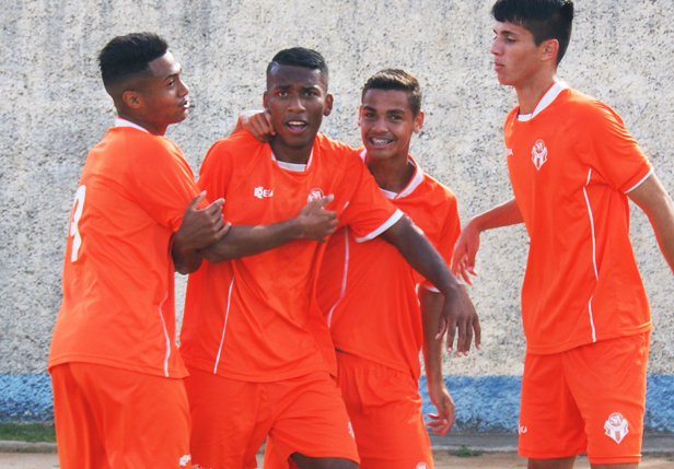 Paulista Sub 20: Com grande atuação, Atibaia atropela o São José no Salvador Russani