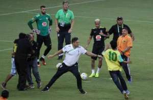 Com preços nas nuvens sobram ingressos para ver Brasil x Colômbia em Manaus
