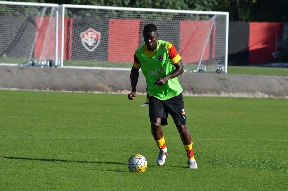 Kanu espera grande apresentação do Vitória contra o Atlético-MG