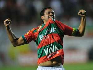Série B: Na mira do Figueirense, meia Marco Antônio, ex-Barcelusa, acerta com Náutico