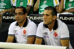 Série B: Pressionado, Jorginho esconde escalação do Vasco para pegar o Oeste