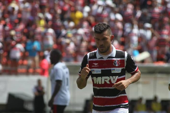 Fernando Gabriel espera confirmar novo clube em breve