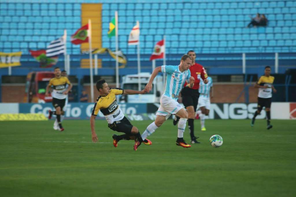 Avaí conquistou mais três pontos na Série B - Frederico Tadeu / Avaí