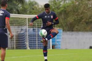 Série B: Esperando para resolver futuro, Erick Luis segue trabalhando no Joinville