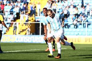 Série B: Sem Marquinhos e William, Avaí viaja para Maceió com mudanças