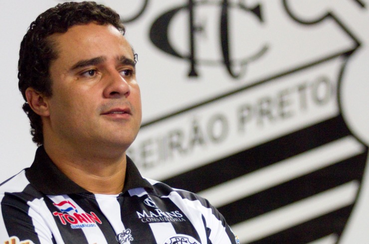 Copa Paulista: Pensando na segunda fase, Dias pede reforço a diretoria do Comercial