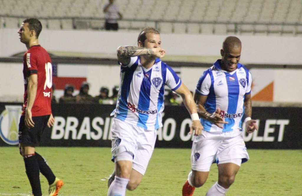 O atacante Tiago Luis ainda não sabe se vai ter condições de jogar nesta terça-feira - Fernando Torres/Paysandu SC