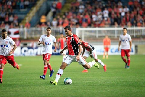 Joinville e Náutico ficam no empate sem gols