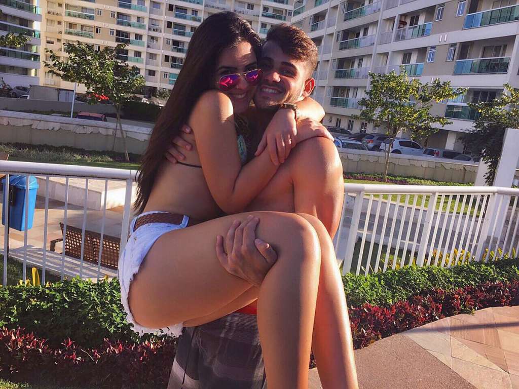Felipe Vizeu com sua atual namorada, Leticia Candiani