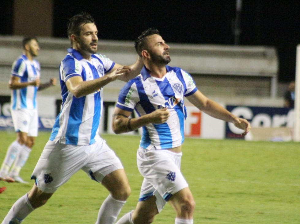 Leandro Cearense comemora o primeiro gol do Paysandu diante do Bahia - Fernando Torres/Paysandu SC