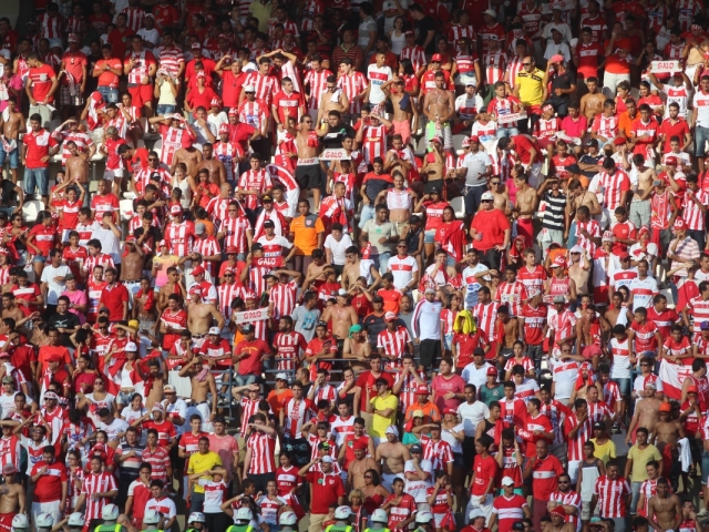 Torcida do CRB se decepcionou mais uma vez. (Foto: Douglas Araújo/Ascom CRB)