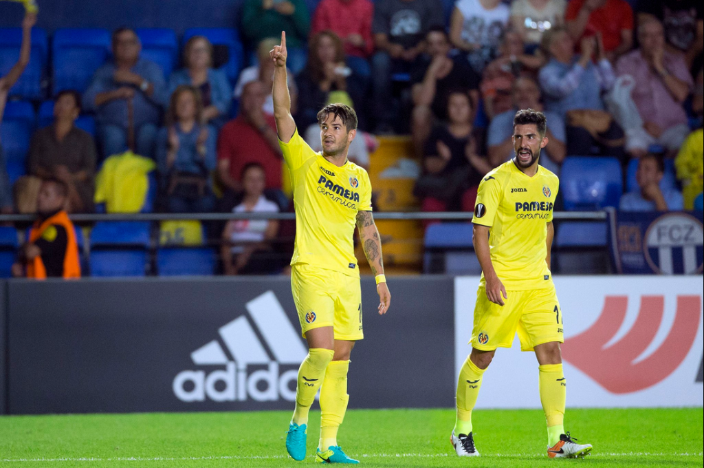 Com gol e assistência de Pato, Villarreal vira em estreia