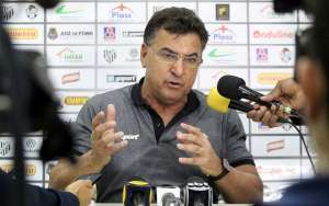 Série B: De cabeça erguida, Estevam Soares deixa o Tupi