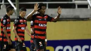 Série B: Atlético-GO pode ficar sem Magno Cruz para duelo dos líderes