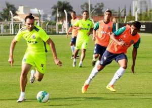 Série B: Sem suspensos, Goiás volta a trabalhar no CT Edmo Pinheiro