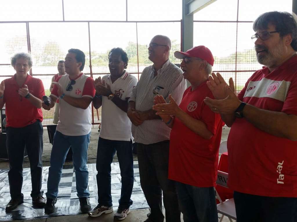 Nos braços de seus torcedores, no principal cenário do futebol rubro, o America Football Club comemorou 112 anos de sua fundação