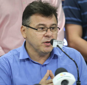 Campeão da impopularidade, Sérgio Soares balança mas não cai no comando do Ceará