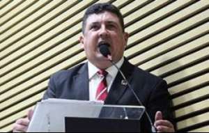 Presidente do SAFESP repudia atitude de dirigentes e jogadores do futebol