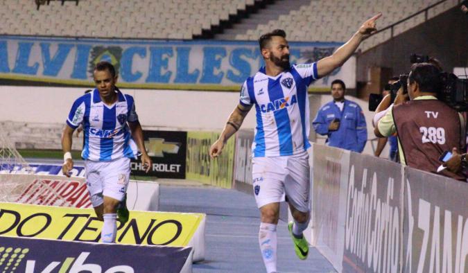Leandro Cearense deixou o seu gol e ainda participou de outro gol na vitória do Papão dentro do Mangueirão