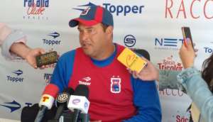 Série B: Roberto Fernandes cita Guardiola na sua apresentação oficial