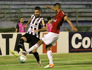 Série B: Gols no fim dos jogos ligam sinal de alerta no Tupi