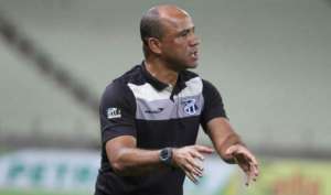 Série B: Ceará chega a 11 jogos sem vencer e Sérgio Soares continua no cargo