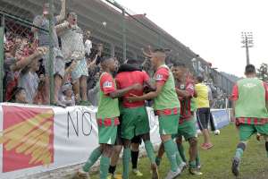 Segundona: 'Herói', Lucas Lino comemora feito com Portuguesa Santista