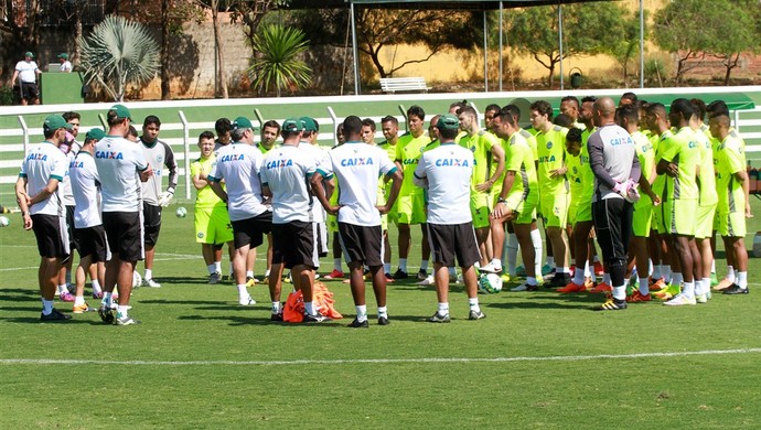 Goiás x Paraná – Em busca da paz na Série B