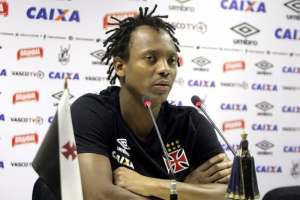 Andrezinho quer garantir vaga o quanto antes na Série A: 'É o lugar do Vasco'