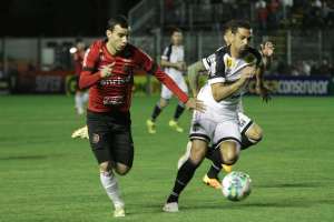 Série B: Brasil de Pelotas treina com três mudanças no time titular