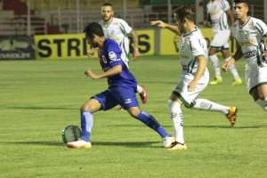 Série B: Lúcio Flávio dispara após derrota: 