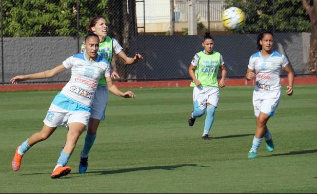 Foz Cataratas inicia hoje disputa por uma vaga na final (Foto: Frontpress)