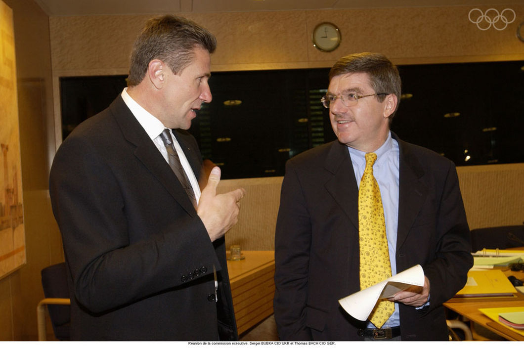 Com prefeita contra candidatura, Bach diz que só está em Roma para ‘ouvir’