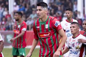 Segundona: Lucão comemora sétimo acesso e mira título com a Portuguesa Santista